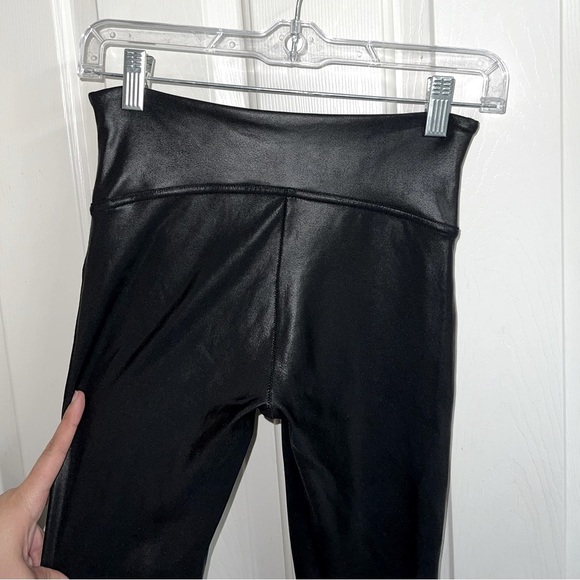 SPANX Faux Leather Leggings Size Small - Picture 7 of 10